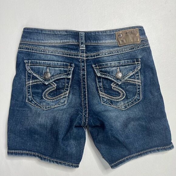 Silver | Women’s Suki Surplus Denim Shorts - Picture 5 of 5